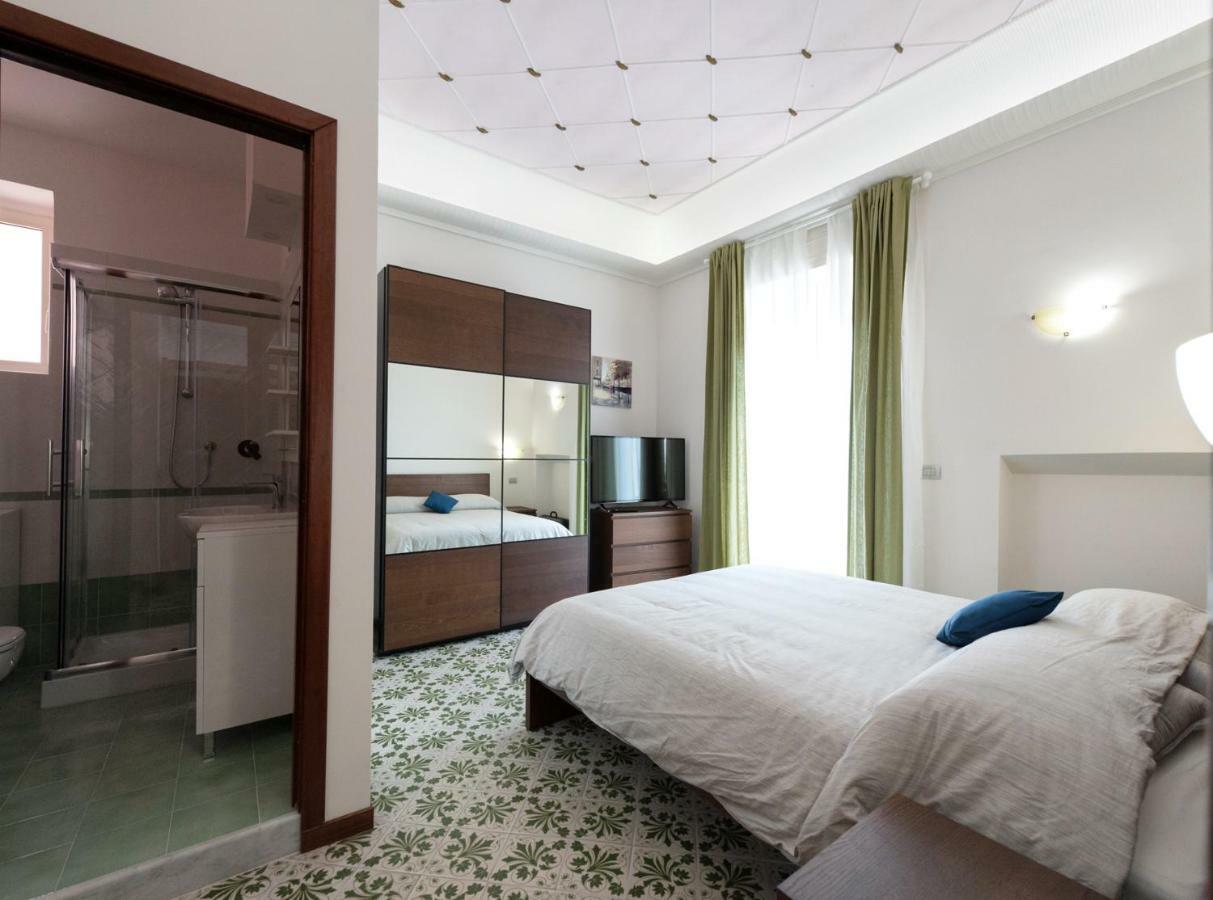 Bed & Breakfast Antonello サレルノ エクステリア 写真